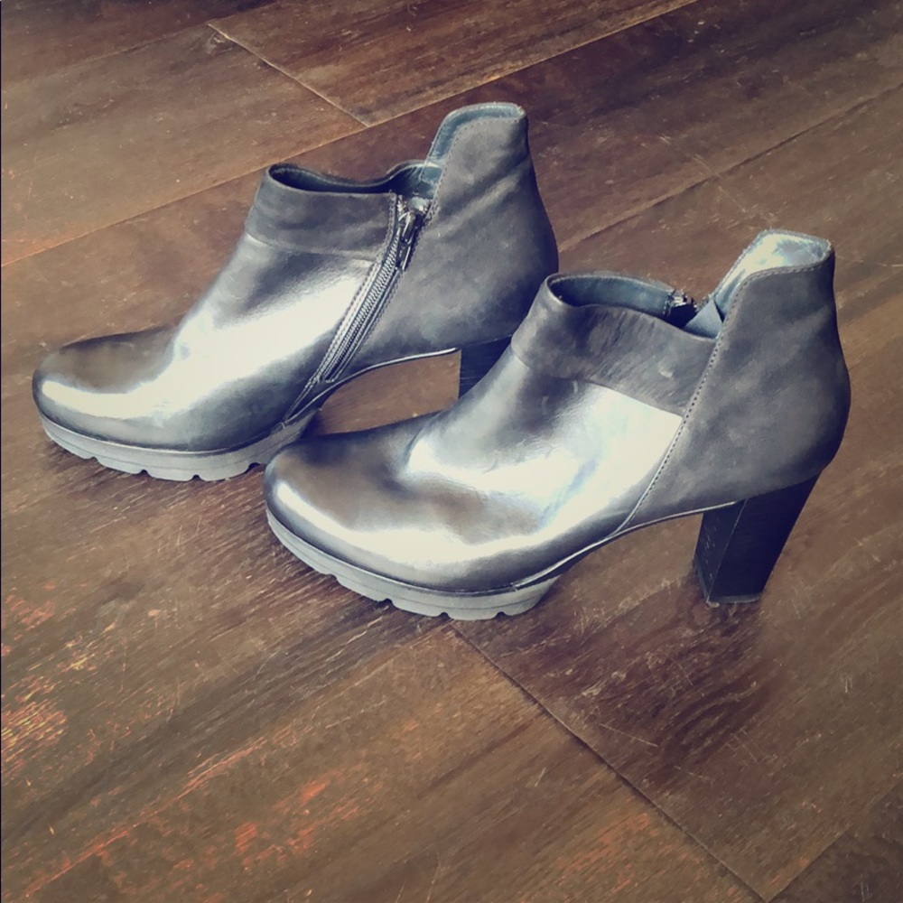 Paul Green Booties